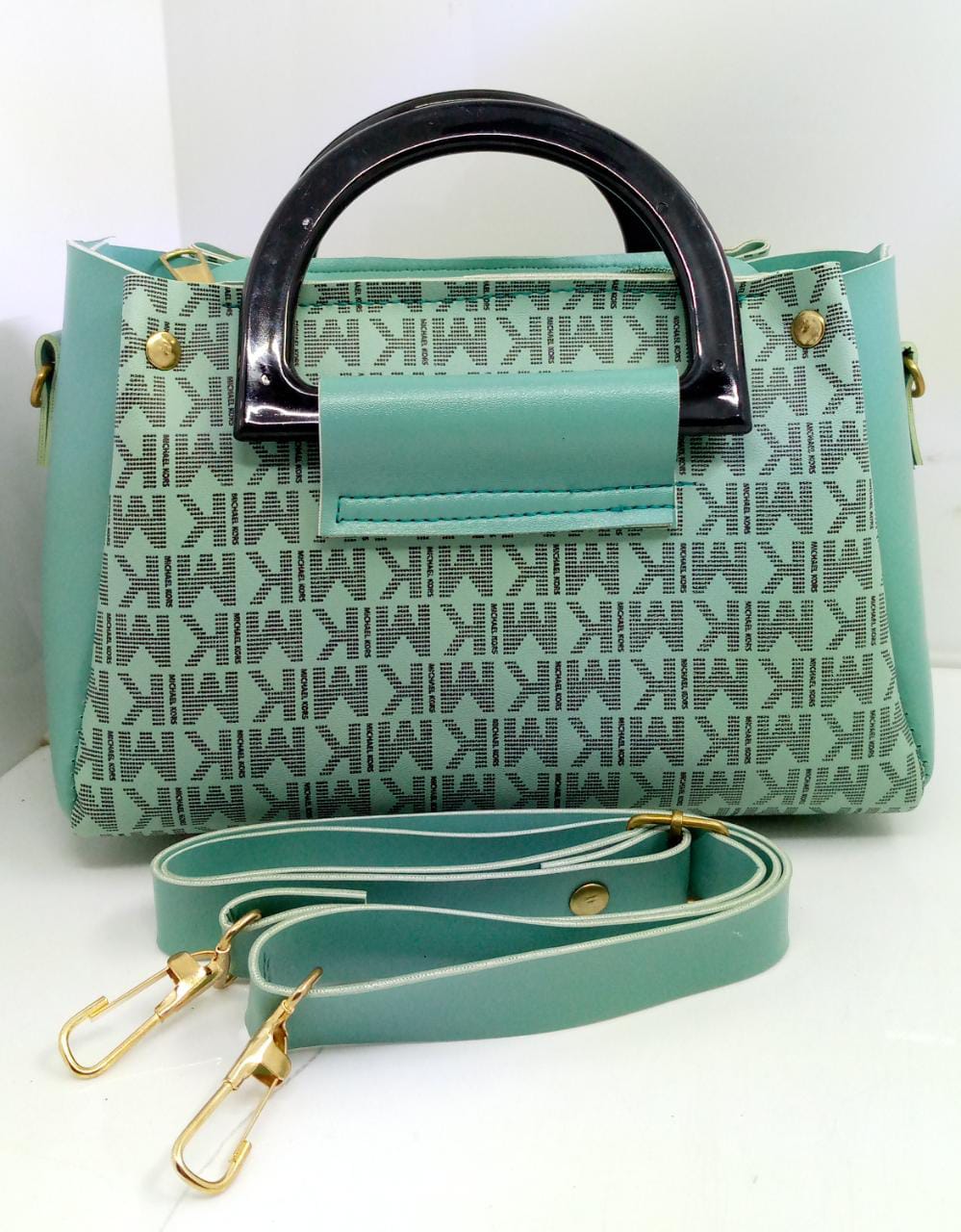 Trendy M&K Handbags for Ladies