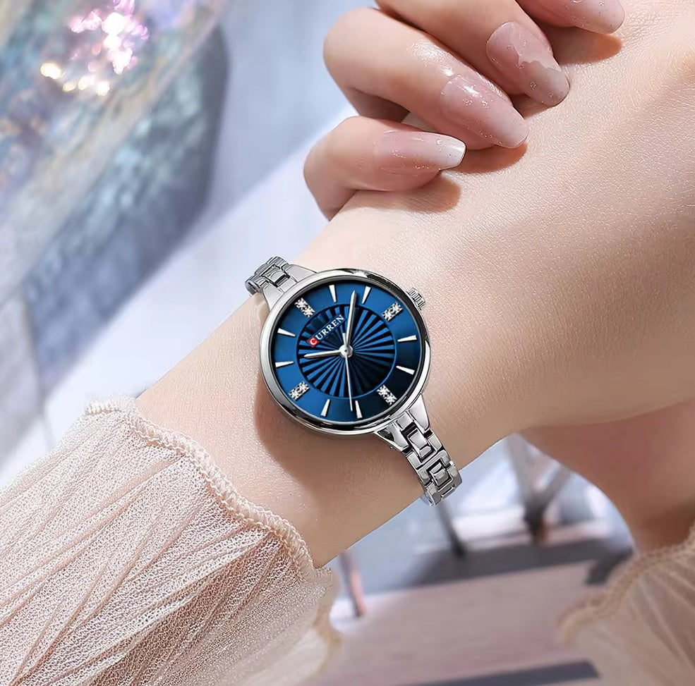 C-9097L Curren BLUE Dial SILVER Stainless Steel Chain Analog Quartz Women's fashion Watch.